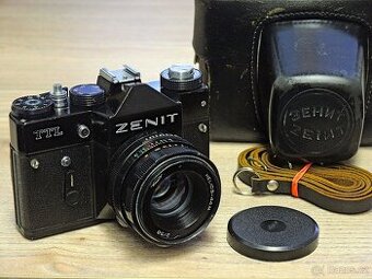 Zenit TTL + Helios 44M (M42 závit)