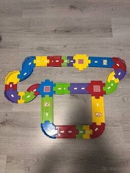 Vtech Tut Tut Jeřáb a Deluxe Silnice