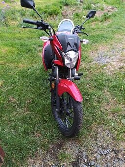 Honda CB125F