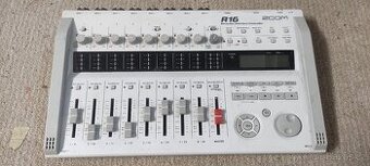 Zoom r 16