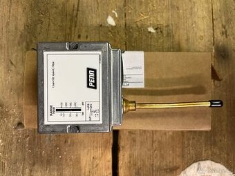 tlakový spínač Penn P77BES-9850