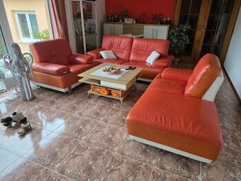 Kožená sedací souprava + konferenční stolek