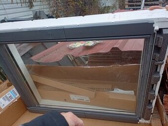 Střešní okna Velux 78x98