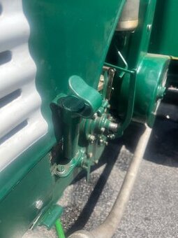 Zavírání kapoty Svoboda 15