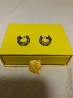 NOVÉ náušnice kruhy z titanu a chirurgické oceli - 4 ks