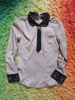 Krásná halenka vel. S