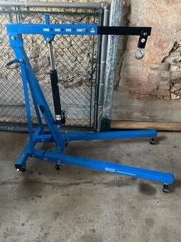 Dílenský zvedák žirafa