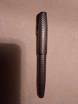 Stříbrné pero Barclay 1302