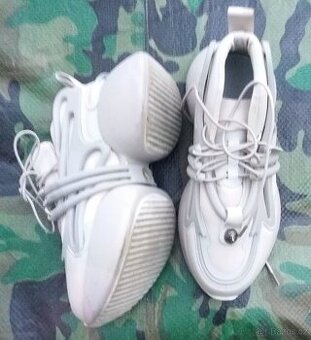 Dámské boty velikost 36