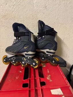 Kolečkové brusle Nike mondo , velikost 35.Mi