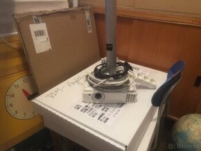 Prodám dataprojektor BENQ