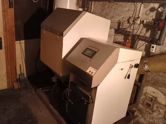 Benekov C15, r.v. 2013, automat OŘ 2