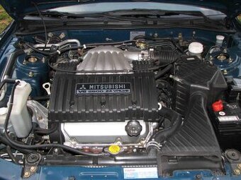 Mitsubishi galant  V6 motor
