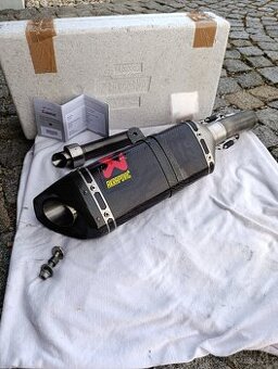 KTM Duke 125, Akrapovič