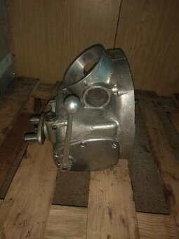 Zrenovovaná převodovka K750 Dněpr ne Ural