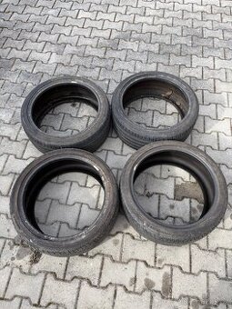 Barum letní 225/40/18