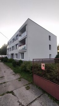 Byt 1+1 36m2 se zahradou a garáží