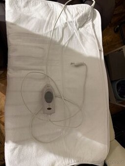 Vyhřívaná kosmetická deka