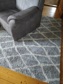 Moderní koberec šedo x bílé barvy - 1