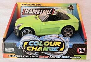 Auto měnící barvu od Teamsterz