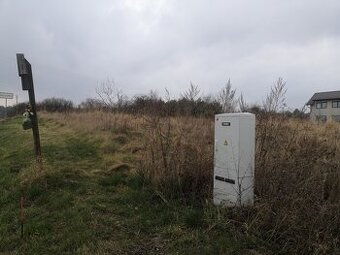 PRODEJ STAVEBNÍHO POZEMKU  934 M2(SUPER CENA).