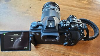 Prodám Olympus  OM-D E-M1 II + objektiv