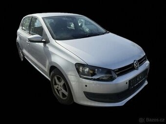VW Polo 1.4i 16v 63kw 2x kola (servis-klima)