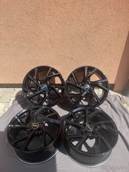 Alu disky na audi, R18, 5x112,ET26, šířka 8J