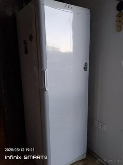 Mrazák Indesit