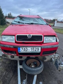 Škoda Octavia na náhradní díly