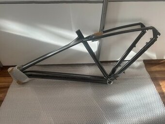 Nový hliníkový rám Cube Reaction Pro, M - 1