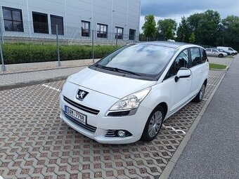 Peugeot 5008 2,0HDI 7míst TOP stav