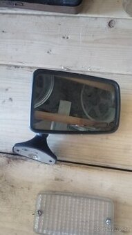 Zpětné zrcátko, frézky ventilů - 1