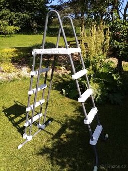 Bazénové schůdky Intex 1,3m