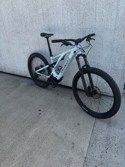 Celoodpružené Specialized Turbo Levo Alloy 2022