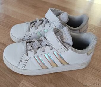 Dívčí tenisky Adidas