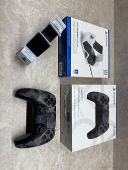 Ovladač PlayStation 5 DualSense a nabíjecí stanice