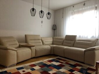 Moderní kožená sedací souprava ve tvaru "L"