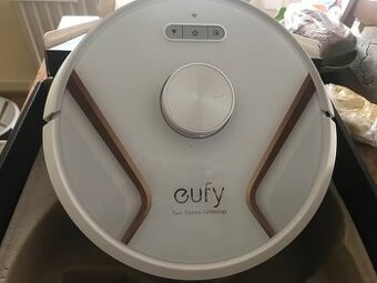 Eufy RoboVac X8 Hybrid – plně funkční, s novou baterií
