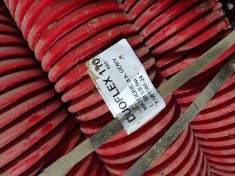 Chranička, trubka neděrovaná.