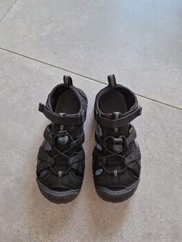 Sandaly Keen vel.34