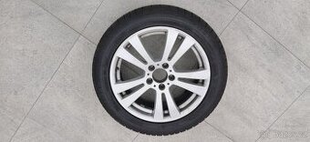 Mercedes E Klase sada zimních kol, 245/45 r17