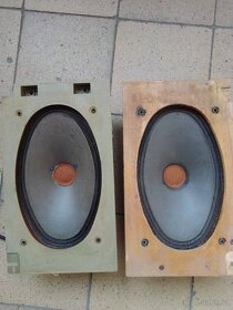 Reproduktory TESLA  ARE589...