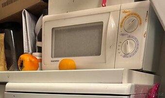 mikrovlnná trouba