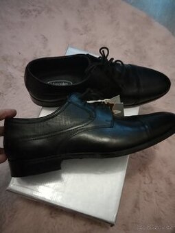 Mercedes pánské nové společenské kožené boty velikost 44