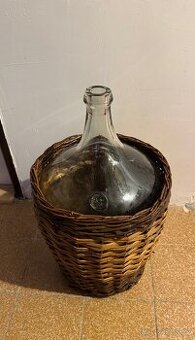 Demižon v koši 25L