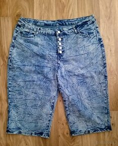 Dámské 3/4 džíny vel. 4XL