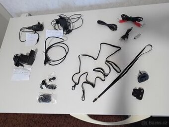 Různé kabely, nabíječky, sluchátka NOKIA nová...