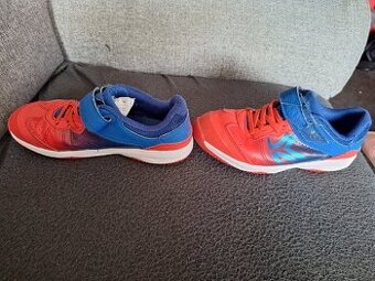 Chlapecké boty značky ARTENGO, vel. 36