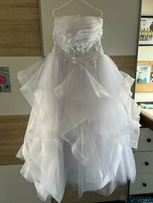 Svatební šaty